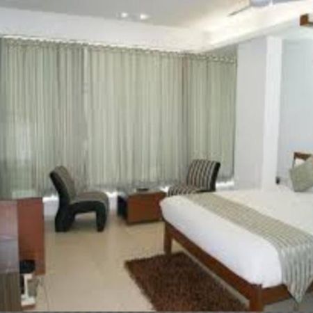 Oyo 14502 Hotel Hill View Guest House Hitech City Hyderabad Exterior photo